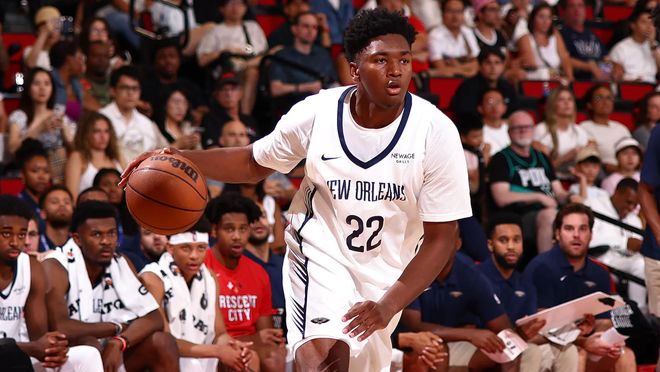 鵜鶘被詛咒？13號(hào)秀奎因接受手腕手術(shù)至少養(yǎng)傷12周：曾對(duì)位楊瀚森